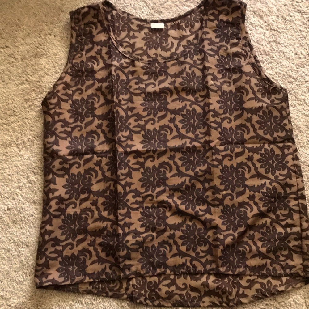 🌺Silk tank/sleeveless top